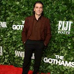 Why didn't Oscar Isaac get the chance to see his X-Men: Apocalypse co-stars?